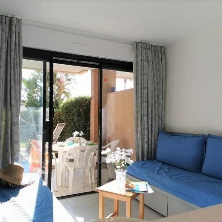 Appartement Contemporain Bord De Mer Avec Jardinet Et Piscine, Cannes La Bocca - Fr-1-609-3 Exterior foto